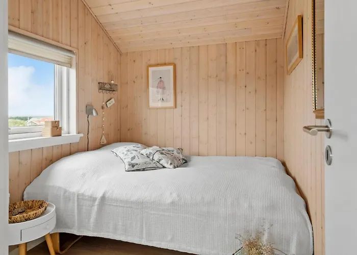 Cozy In With Sauna